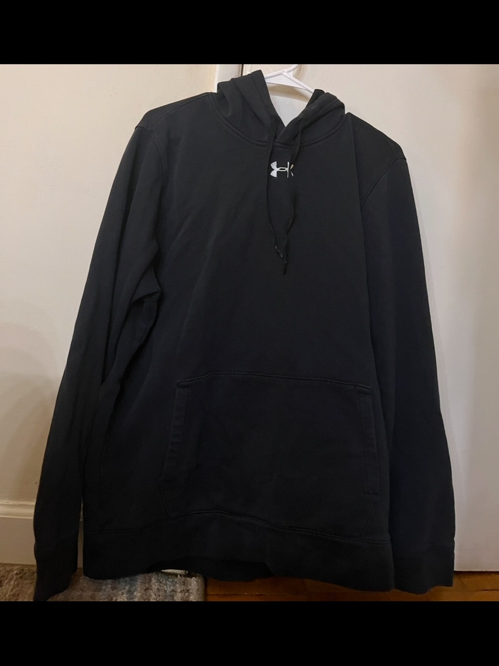 Women Under Armor Black Pullover Hoodie with Subtle Logo
